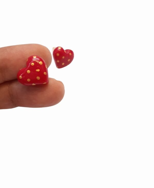 aretes love ❤️ aretes love ❤️